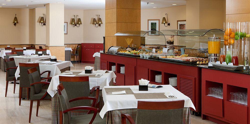 Hotel Nh Paseo De La Habana Madrid Restaurace fotografie